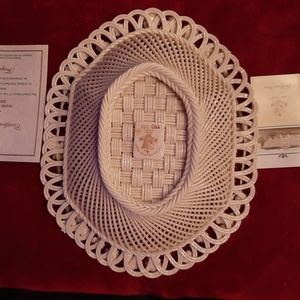 Belleek, Ireland Woodland Porcelain Lace Basket 27